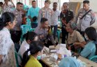 Polres-Sumba-Timur-Bawa-Dokter-Ke-Desa-Wanga,-Ada-Apa-?