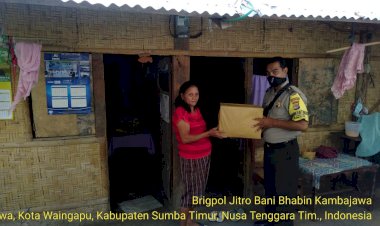 Lagi,-Bhabinkamtibmas-Kelurahan-Kambajawa-Beri-Bantuan-Sembako-Kepada-Warga-Binaannya