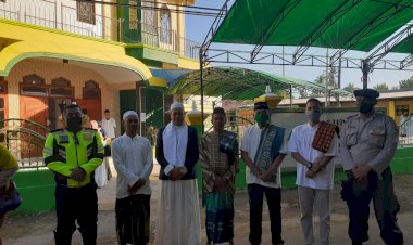 Perayaan-Idul-Adha-2020,-Polres-Sumba-Timur-dan-Jajaran-Lakukan-Pengamanan-Sholat-Berjamaah