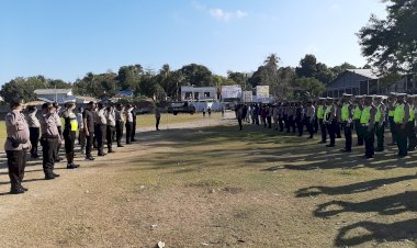 Polres-Sumba-Timur-Terjunkan-Ratusan-Personil-Amankan-Deklarasi-Paket-Sehati