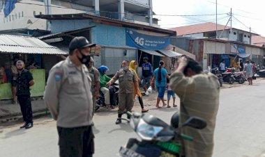 Gabungan-TNI-Polri-di-Sumba-Timur-Gelar-Penertiban-Penggunaan-Masker