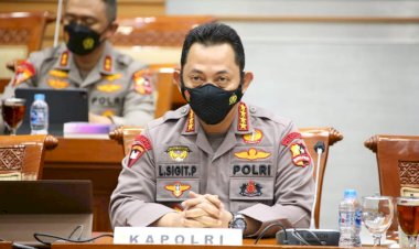 Di-Hadapan-Komisi-III,-Kapolri-Paparkan-15-Aplikasi-Layanan-Publik-Semudah-Pesan-Pizza