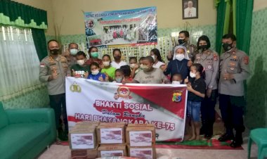 Polres-Sumba-Timur-Sambangi-3-Panti-Asuhan-Berikan-Bantuan-Sembako