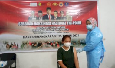 Polres-Sumba-Timur-Gelar-Vaksin-Massal,-Kapolres-:-Masyarakat-Sangat-Antusias