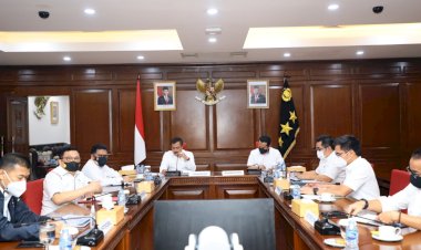 Kabareskrim-Minta-Jajarannya-Tak-Arogan-dan-Tindak-Tegas-Hoaks-Penanganan-Covid-19