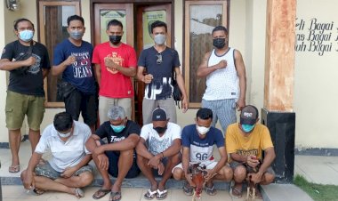 Gerebek-Tempat-Sambung-Ayam,-Unit-Buser-Polres-Sumba-Timur-Amankan-5-Tersangka