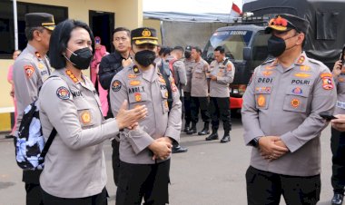 Tiga-hari-tertimbun-runtuhan-akibat-gempa-Cianjur,-anak-5-tahun-berhasil-diselamatkan-dalam-kondisi-hidup
