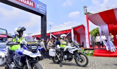 Kurangi-Beban-Jalan-Tol-dan-Arteri,-Kapolri-Lepas-434-Bus-Mudik-Gratis-Polri-Presisi