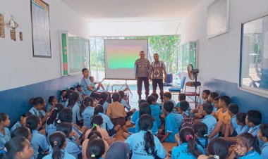 Hadir-Di-SMP-N-1-Pahunga-Lodu,-Kapolsek-Fajar-Beri-Sosialisasi-Penting