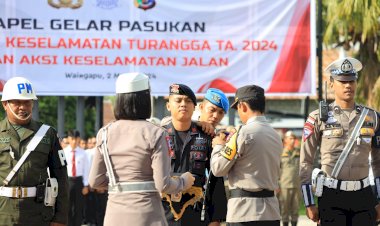 Tanda-Dimulainya-Operasi-Keselamatan-Turangga-2024,-Polres-Sumba-Timur-Lakukan-Apel-Gelar-Pasukan