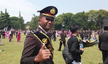 Selesaikan-Pendidikan-Perwira-Polri,-Ipda-Wilfridus:-Terima-Kasih-kapolri,-Saya-berjanji-Akan-jadi-Polisi-yang-Solutif-bagi-Masyarakat.