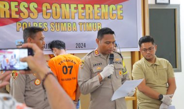 Polres-Sumba-Timur-Gelar-Konferensi-Pers-Terkait-Kasus-Penganiayaan-Berat-di-Jalan-Gatot-Subroto.
