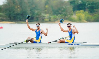 Denri-Maulidzar-Borong-Tiga-Emas-Lewat-Cabor-Dayung-Rowing-di-PON-XXI-Aceh-Sumut