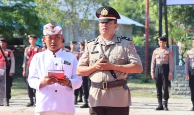 Kapolres-Sumba-Timur-Lantik-Ipda-I-Ketut-Muriadi-Jadi-Kasi-Humas