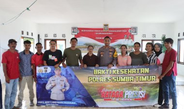 Bersama-Puskesmas-Rambangaru,-Polres-Sumba-Timur-Gelar-Bhakti-Kesehatan-di-Desa-Praibaul