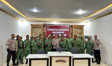 Iptu-Ignasius-S.-Raja-Dangga-Buka-Latkatpuan-Sat-Kamling,-Fokus-pada-Penguatan-Keamanan-Masyarakat