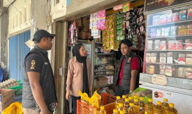 Polres-Sumba-Timur-Tingkatkan-Pengawasan-Minyak-Goreng-Minyakita-di-Pasar-Inpres-Matawai