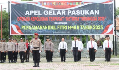 Polres-Sumba-Timur-Gelar-Apel-Pasukan-Operasi-Terpusat-“Turangga-2025”-untuk-Pengamanan-Idul-Fitri-1446-H