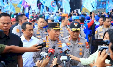 Kapolri-Pastikan-Kawal-hingga-Tuntas-Hari-Buruh-di-Monas-yang-Dihadiri-Presiden