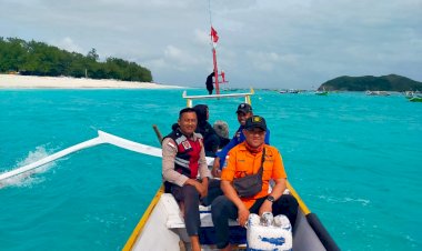 Setelah-Musyawarah-Keluarga,-Basarnas-dan-Tim-Hentikan-Pencarian-Korban-Tenggelam-di-Perairan-Salura