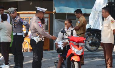 Hari-Ke-8-Ops-Patuh-Turangga-2025,-Polres-Sumba-Timur-Jaring-Pengendara-di-Bawah-Umur