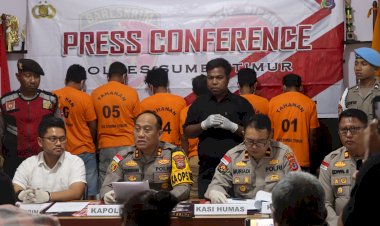 Polisi-Tangkap-6-Pelaku-Curnak-di-Sumba-Timur,-Sapi-Curian-Diangkut-Dengan-Innova