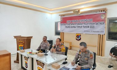 Polres-Sumba-Timur-Bersama-Stakeholder-Sepakati-Standar-Pelayanan-Publik