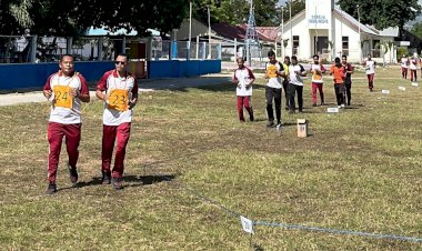 Wujudkan-Polisi-yang-Prima,-Polres-Sumba-Timur-Laksanakan-Tes-Kesamaptaan-Jasmani