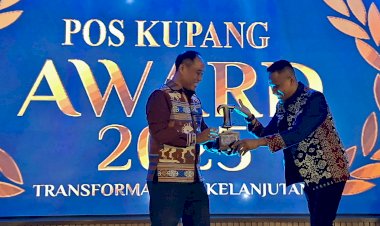 Raih-Penghargaan-Pos-Kupang-Award-2025,-Kapolres-Sumba-Timur-Tegaskan-Pengabdian-untuk-Masyarakat