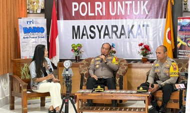 Dialog-Interaktif-Bersama-RRI-Kupang,-Kapolres-Sumba-Timur-Tekankan-Layanan-Pengaduan-Masyarakat