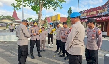 Propam-Polres-Sumba-Timur-Gelar-Gaktiblin,-Wakapolres-Tekankan-Pentingnya-Disiplin-Personel