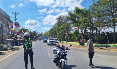 Puncak-Karnaval-HUT-ke-81-RI,-Polres-Sumba-Timur-Perkuat-Pengamanan-dan-Ajak-Seluruh-Elemen-Masyarakat-Jaga-Kamtibmas