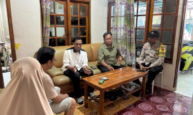 Jaga-Keamanan-Tanggung-Jawab-Bersama,-Bhabinkamtibmas-Kamalaputi-Sambangi-Warga