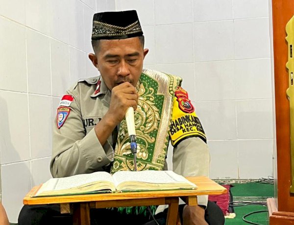 Bhabinkamtibmas Polsek Rindi Tadarus Al-Qur’an Bersama Remaja Masjid di Kamalawatar