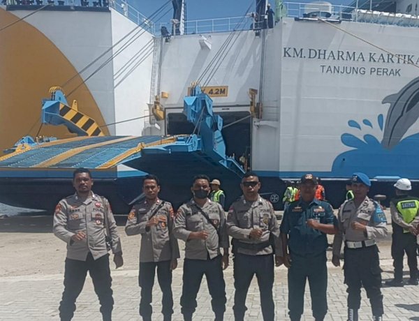 Ops Semana Santa Turangga 2026, Pos Yan KP3 Laut Intensifkan Pengamanan di Pelabuhan Waingapu