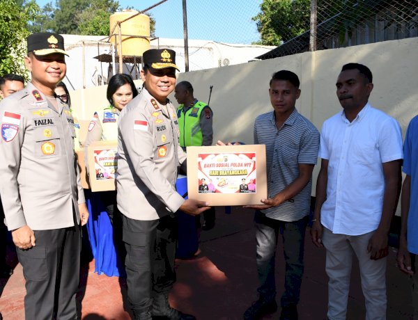 Kapolda NTT Bagikan 100 Paket Sembako, Wujud Kepedulian Polri kepada Masyarakat di HUT Bhayangkara ke 80