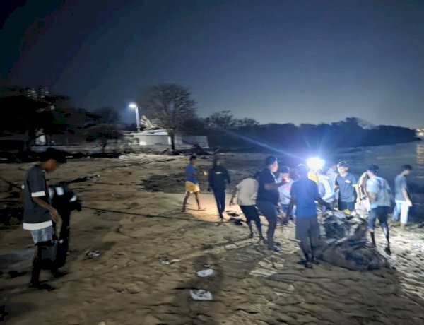 Dirpolairud Polda NTT Pastikan Penanganan Tumpahan Minyak di Perairan Semau Terus Berjalan, Mitigasi Dilakukan Bersama Instansi Terkait