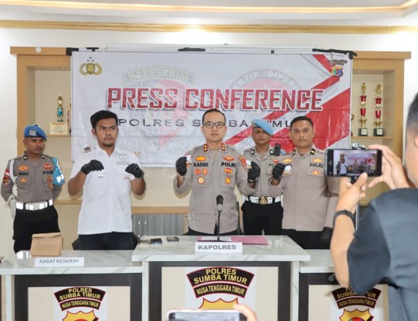 Bawa Pasir Emas Diduga Hasil Tambang Ilegal, Warga Umalulu Diamankan Polisi di Pelabuhan Waingapu