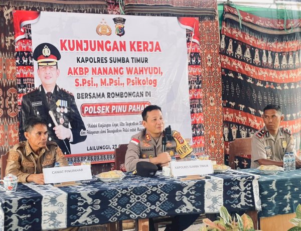 Kapolres Sumba Timur Kunjungi Dua Polsek di Wilayah Selatan, Tekankan Profesionalisme dan Pelayanan Humanis