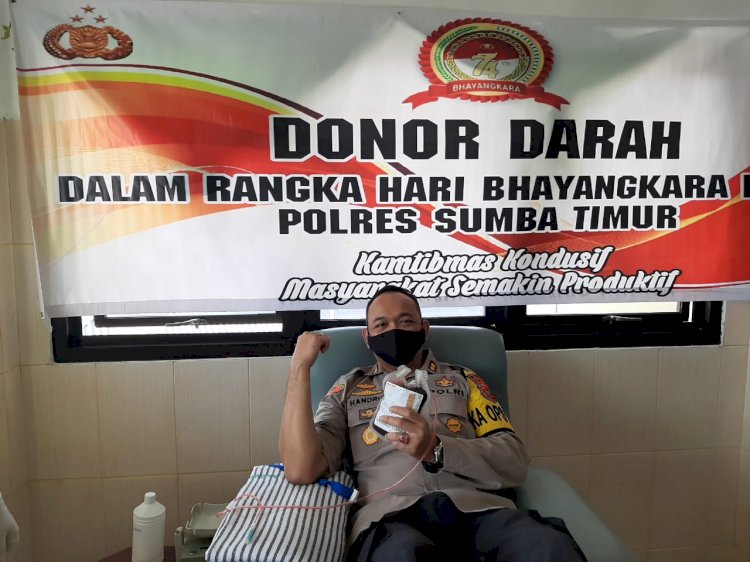 Sambut Hari Bhayangkara ke 74, Polres Sumba Timur dan Bhayangkari Gelar Donor Darah