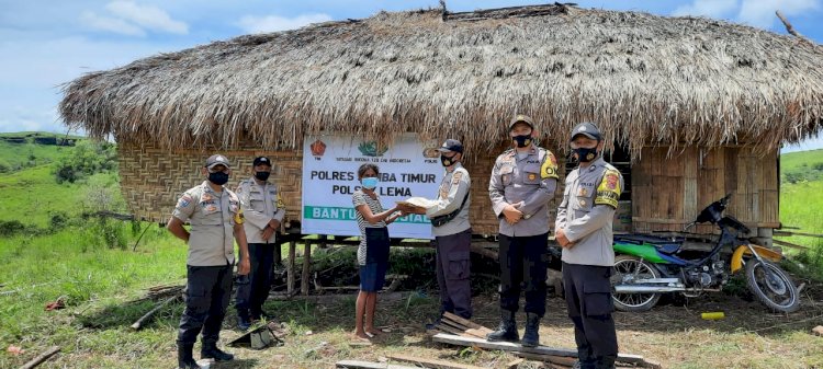 Polres Sumba Timur Kembali Salurkan Bansos Beras Mabes Polri