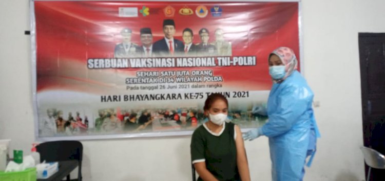 Polres Sumba Timur Gelar Vaksin Massal, Kapolres : Masyarakat Sangat Antusias