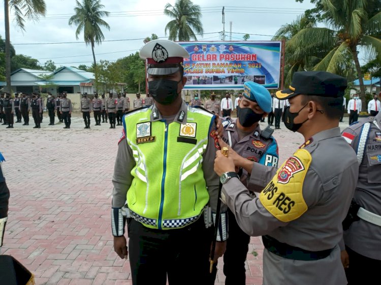 Tandai Dimulai Operasi Patuh Ranakah 2021, Polres Sumba Timur Laksanakan Apel Gelar Pasukan