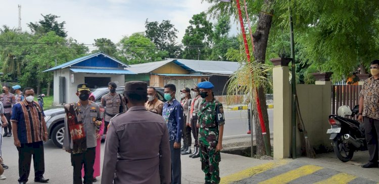 Kapolres Sumba Timur AKBP FAJAR WIDYADHARMA L. S., S.I.K. tiba di mako Polres Sumba Timur