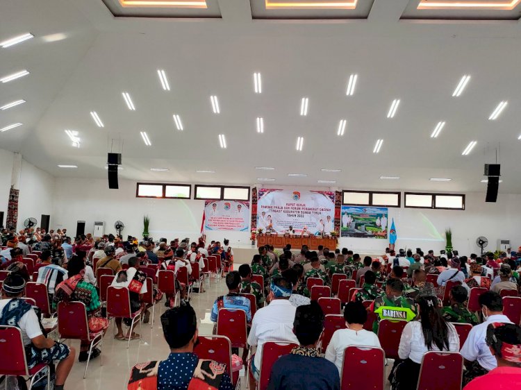 Kapolres Sumba Timur Hadiri Rapat Kerja Pamong Praja dan Forum Perangkat Daerah Tingkat Kabupaten Sumba Timur