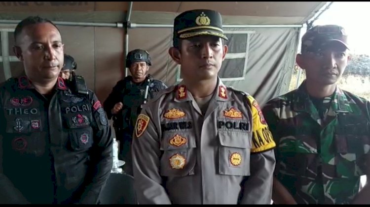 DUAR..!!! Gemuruh Ledakan Bom dalam proses pemusnahan Bahan Peledak oleh Kapolres Sumba Timur dan Unit JIBOM Polda NTT