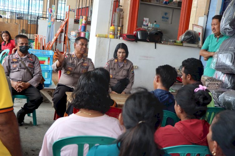 Bincang Dengan Wakapolres, Pedagang Pasar Minta Bhabinkamtibmas