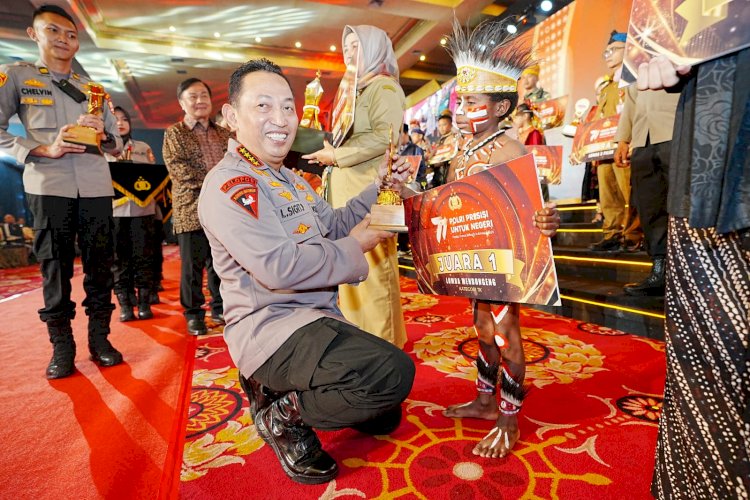 Polisi Jadi Pahlawan di Dongeng Buatan Anak, Kapolri: Tanamkan dan Jadikan Semangat Jadi Lebih Baik