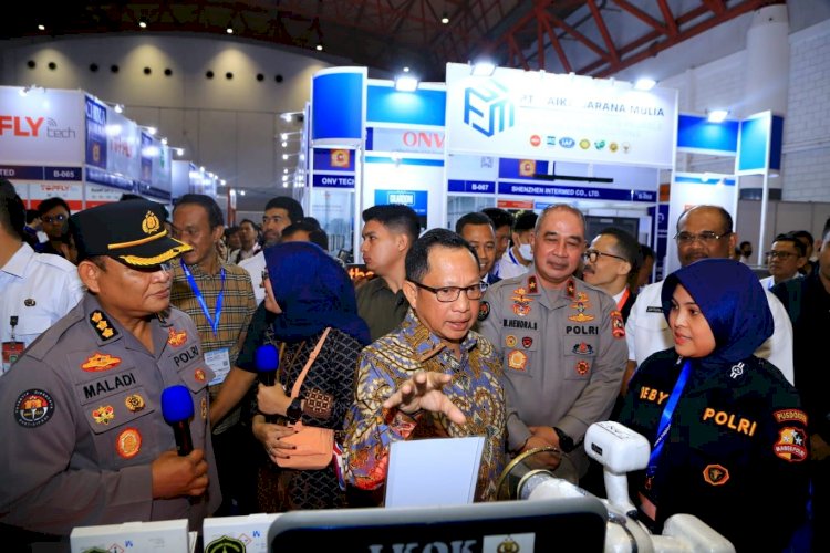 Pameran Indo Security 2023, Polri Raih Juara 1 Kategori Desain Booth Terbaik