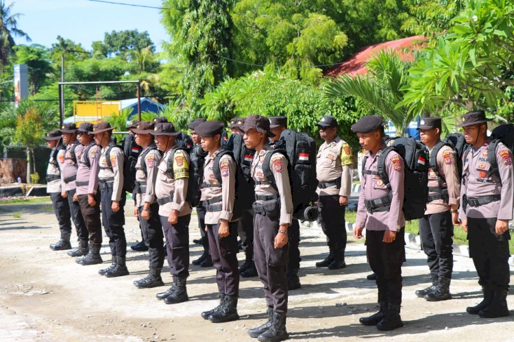 Siap Amankan Pemilu Serentak 2024, Polres Sumba Timur Gelar Apel Pergeseran Pasukan.